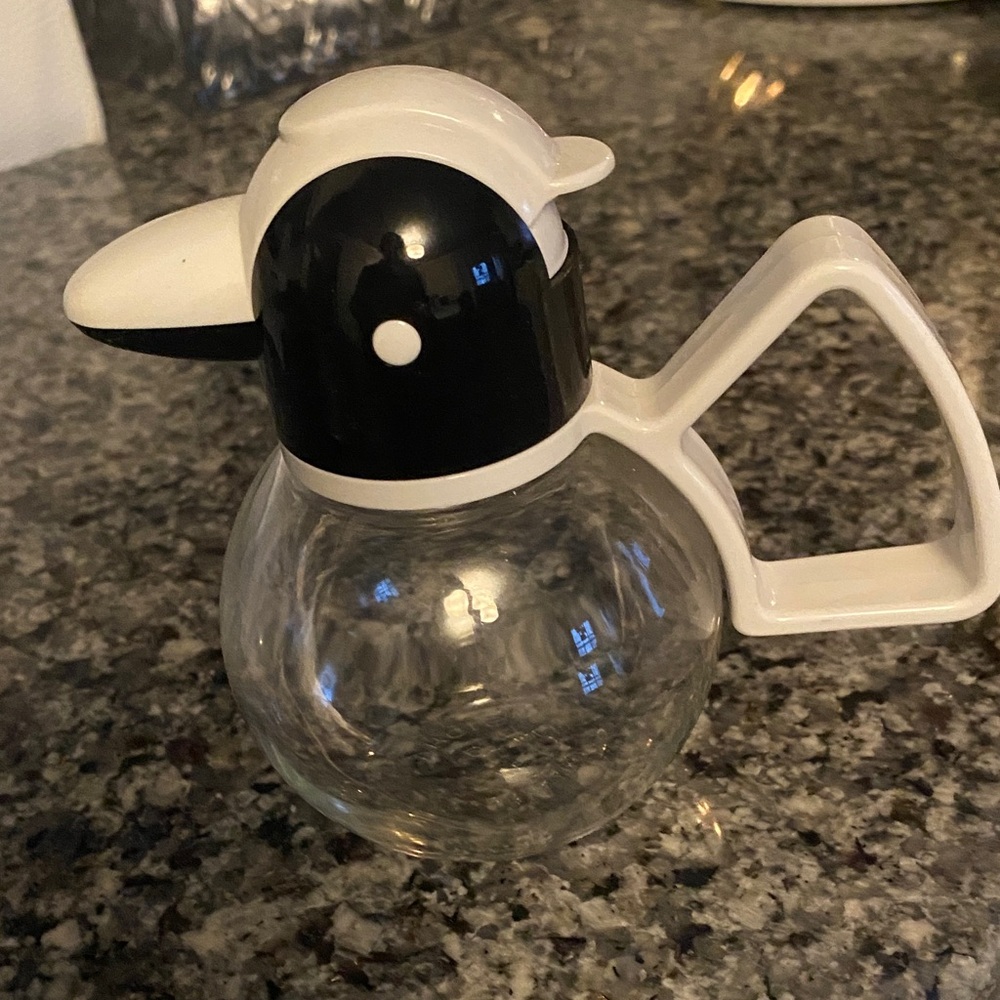 Penguin-Shaped Syrup Cream Dispenser - Black and White plastic and glass